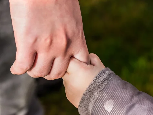 Yükseleni Terazi Olan Balık Erkeği: Romantizm, Sanat ve Diplomasi Bir Arada